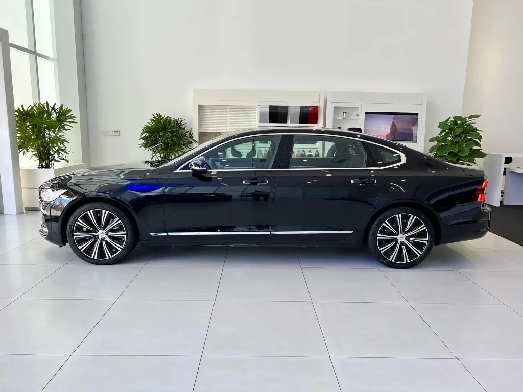 xe volvo s90 ultra B6 s3