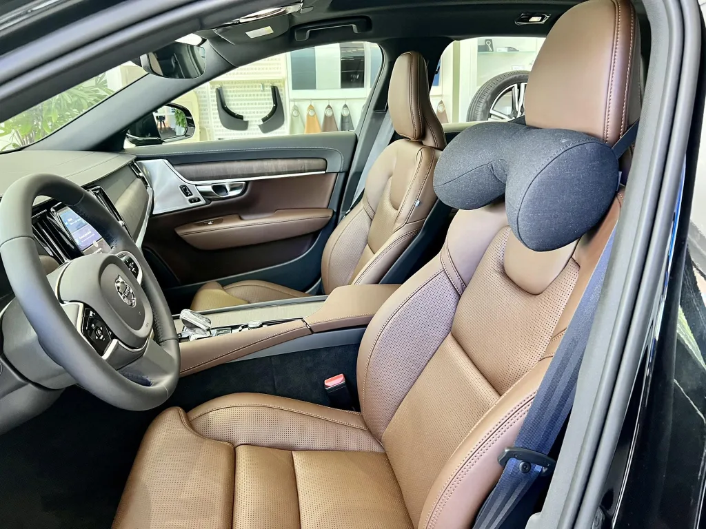 xe volvo s90 ultra B6 s5