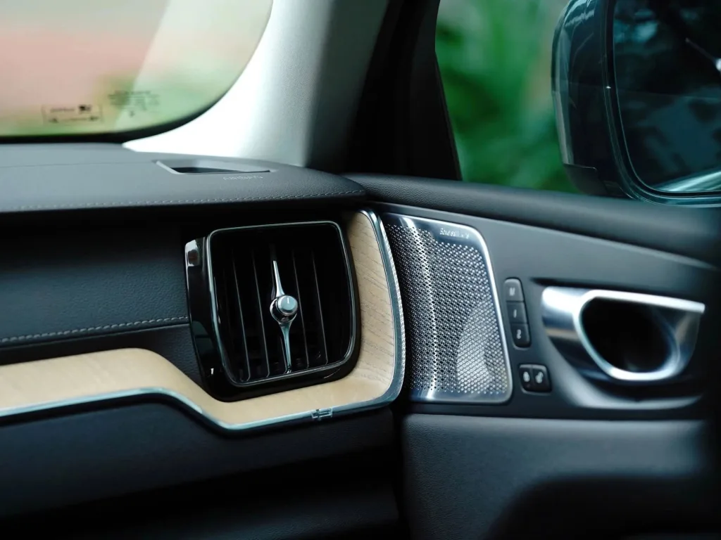 volvo-xc60-plug-in-hybrid-ultra6