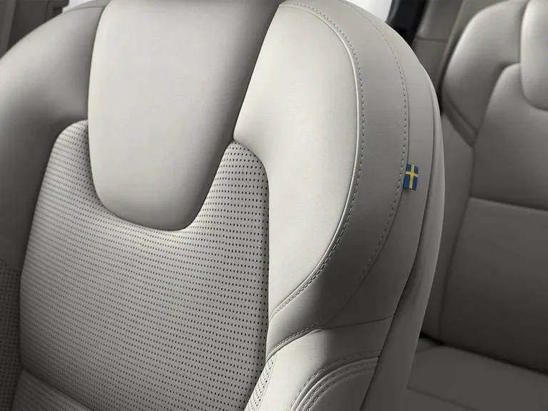 volvo-xc90-plug-in-hybrid-ultra-3