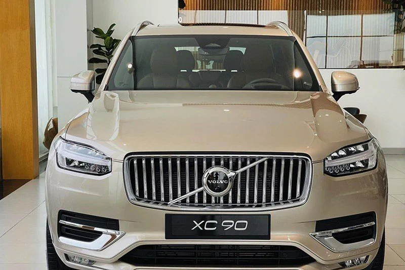 volvo-xc90-plug-in-hybrid-ultra-8